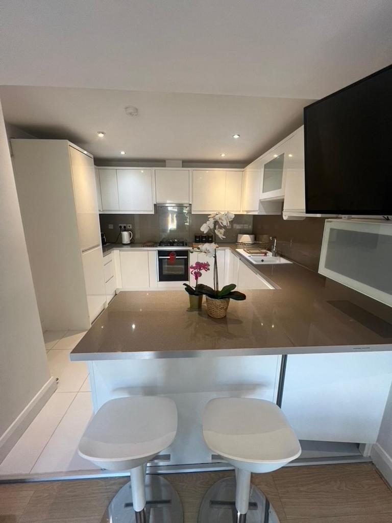 Zenobia London Luxury Apartments Finchley Zewnętrze zdjęcie
