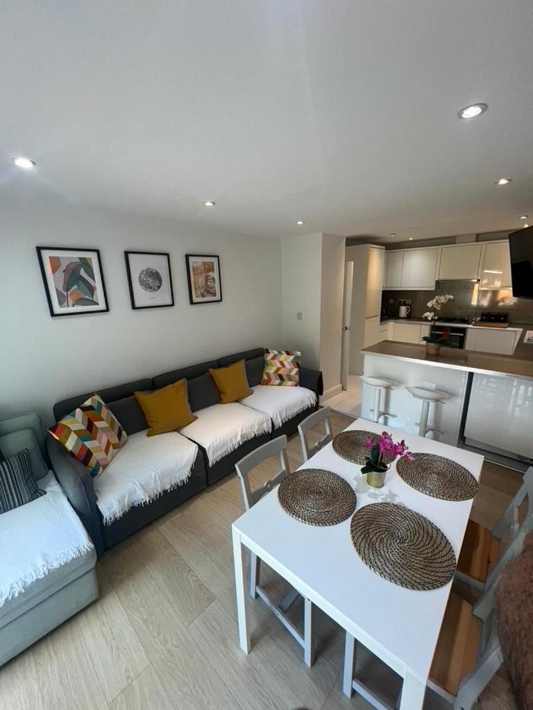 Zenobia London Luxury Apartments Finchley Zewnętrze zdjęcie