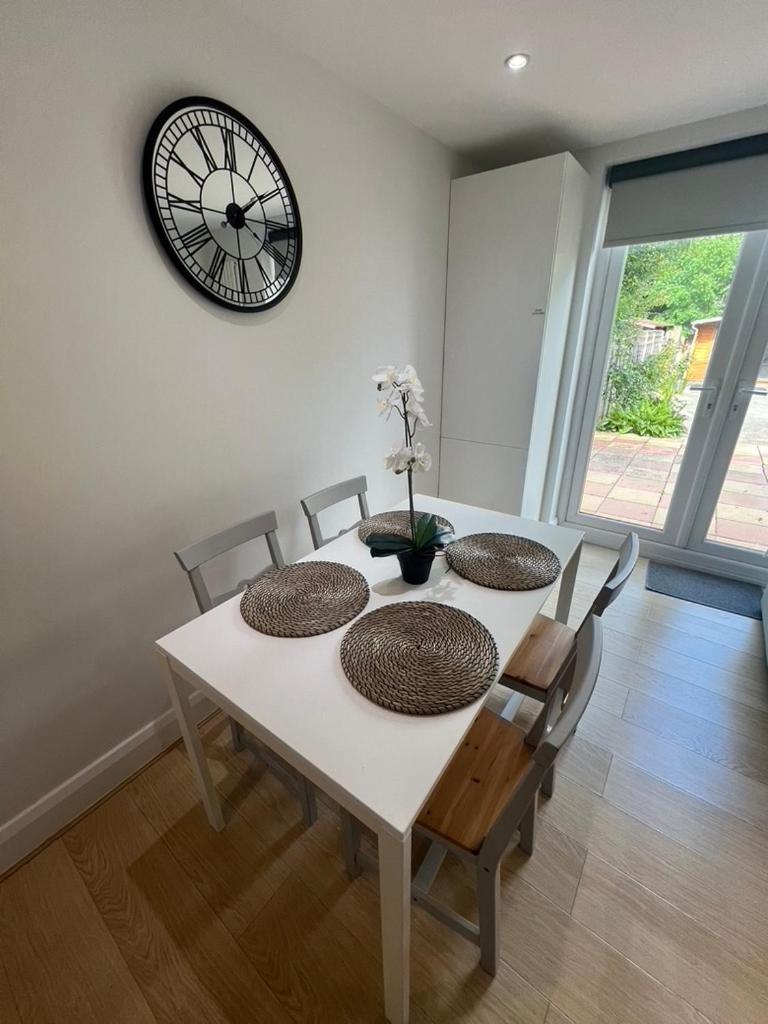 Zenobia London Luxury Apartments Finchley Zewnętrze zdjęcie